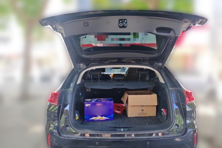 Used Wey VV5 2017 2.0T Ultra-Luxury Version Trunk