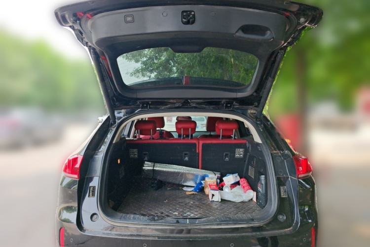 Used Wey VV5 2017 2.0T Ultra-Luxury Version Trunk