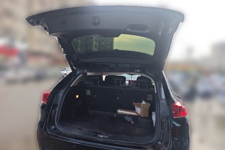 Used Wey VV5 2017 2.0T Ultra-Luxury Version Trunk