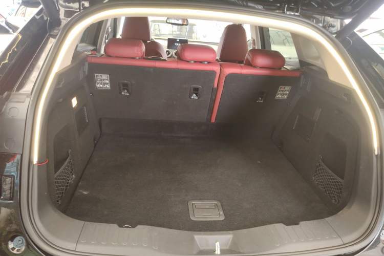 Used Wey VV5 2017 2.0T Flagship Edition Trunk
