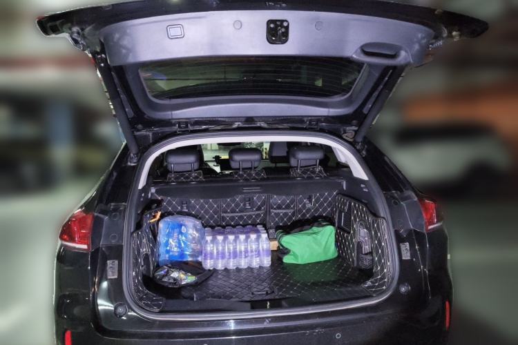 Used Wey VV5 2017 2.0T Ultra-Luxury Version Trunk