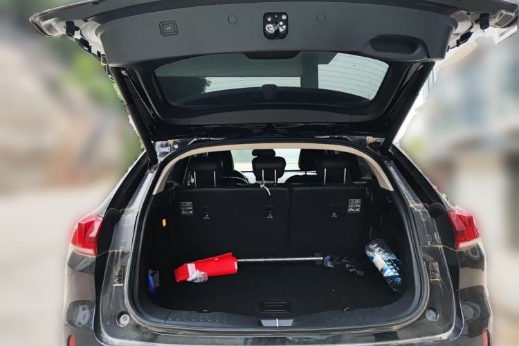 Used Wey VV5 2017 2.0T Ultra-Luxury Version Trunk