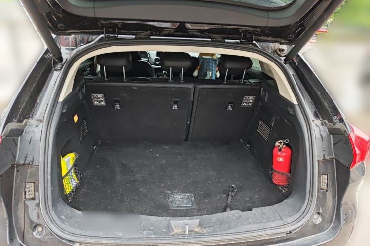 Used Wey VV5 2017 2.0T Ultra-Luxury Version Trunk