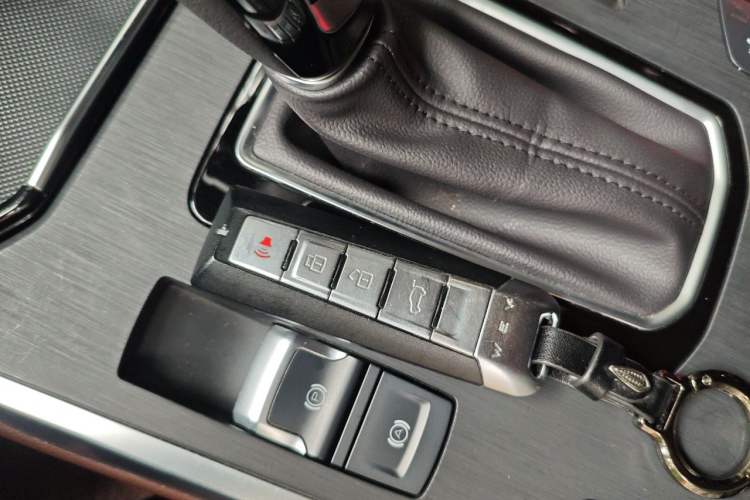 Used Wey VV5 2017 2.0T Ultra-Luxury Version Vehicle Key