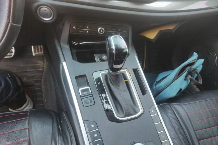 Used Wey VV5 2017 2.0T Ultra-Luxury Version Vehicle Key