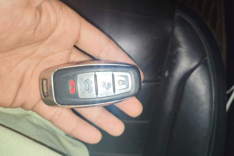 Used Wey VV5 2017 2.0T Flagship Edition Vehicle Key