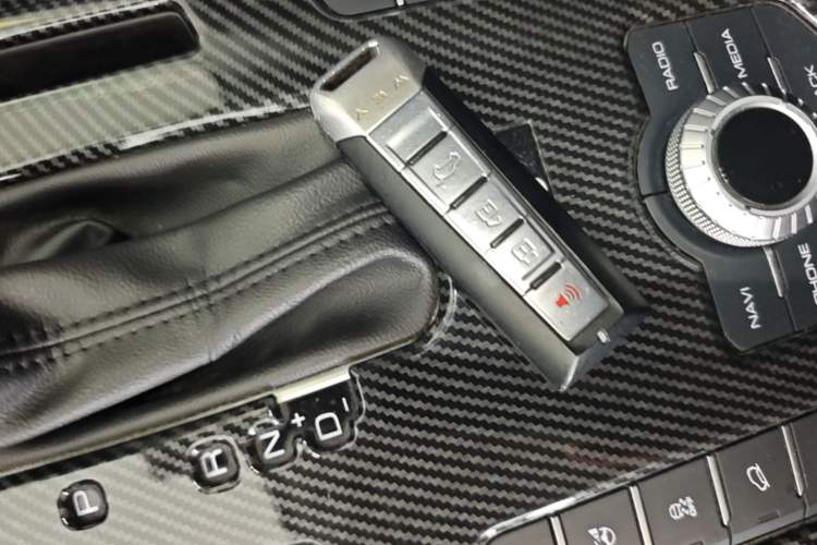 Used Wey VV5 2017 2.0T Flagship Edition Vehicle Key