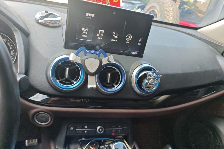 Used Wey VV5 2017 2.0T Ultra-Luxury Version Audio And AC Panel