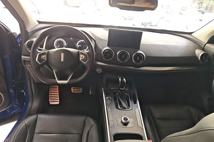 Used Wey VV5 2017 2.0T Flagship Edition Center Console
