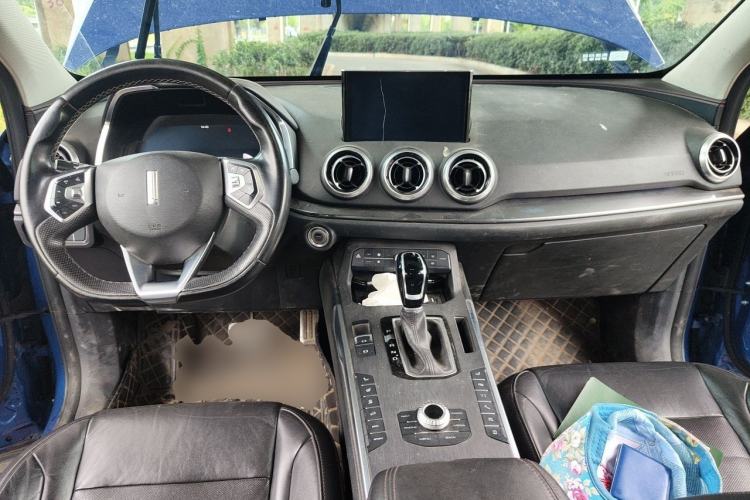 Used Wey VV5 2017 2.0T Flagship Edition Center Console