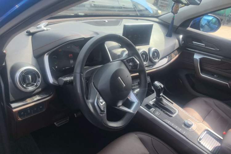 Used Wey VV5 2017 2.0T Flagship Edition Center Console