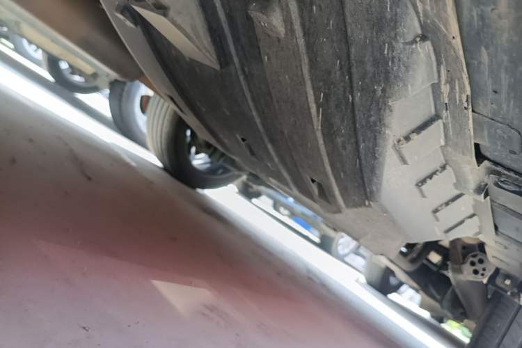 Used Wey VV5 2017 2.0T Flagship Edition Chassis Rear Left