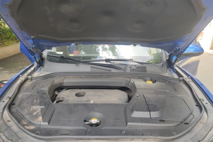 Used Wey VV5 2017 2.0T Ultra-Luxury Version Engine Bay