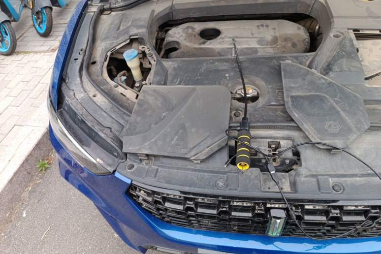 Used Wey VV5 2017 2.0T Flagship Edition Engine Bay Right