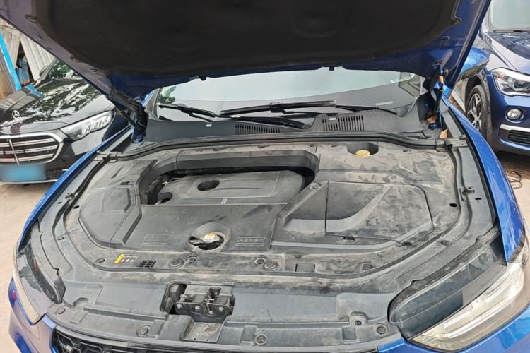 Used Wey VV5 2017 2.0T Flagship Edition Engine Bay