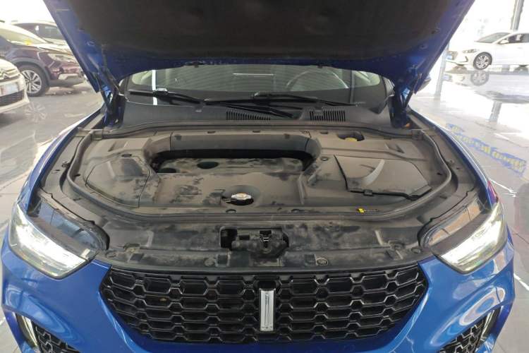 Used Wey VV5 2017 2.0T Ultra-Luxury Version Engine Bay
