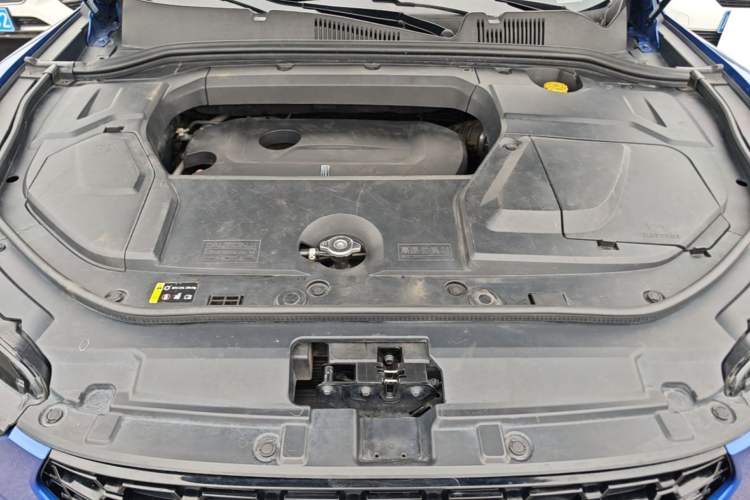 Used Wey VV5 2017 2.0T Ultra-Luxury Version Engine Bay