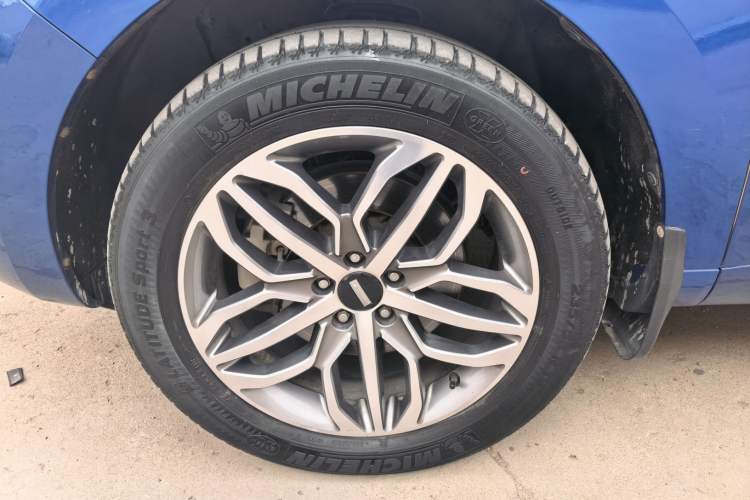 Used Wey VV5 2017 2.0T Ultra-Luxury Version Exterior 5