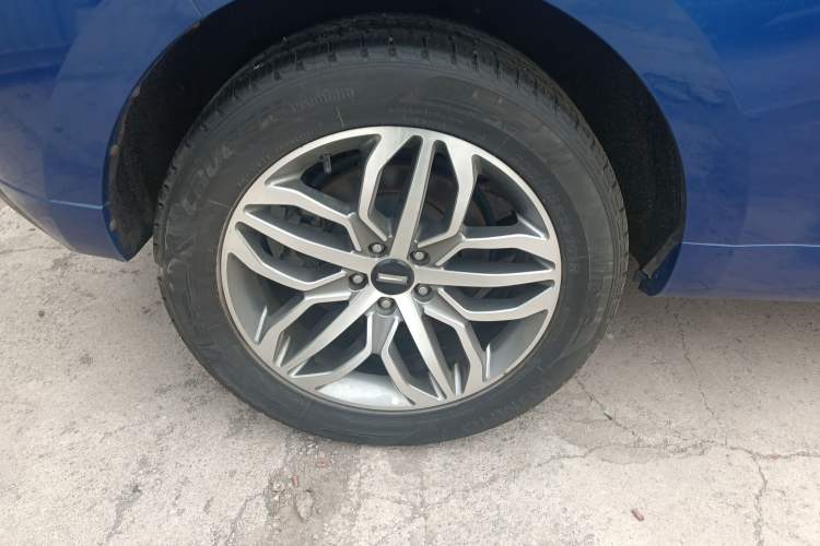 Used Wey VV5 2017 2.0T Ultra-Luxury Version Exterior 5