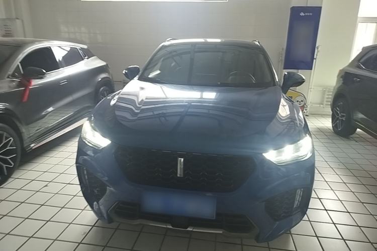 Used Wey VV5 2017 2.0T Ultra-Luxury Version Front