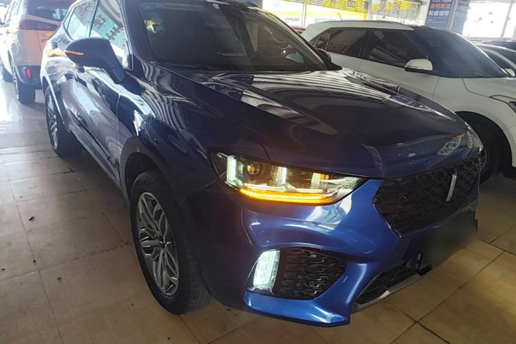 Used Wey VV5 2017 2.0T Ultra-Luxury Version Front Right 45 Deg
