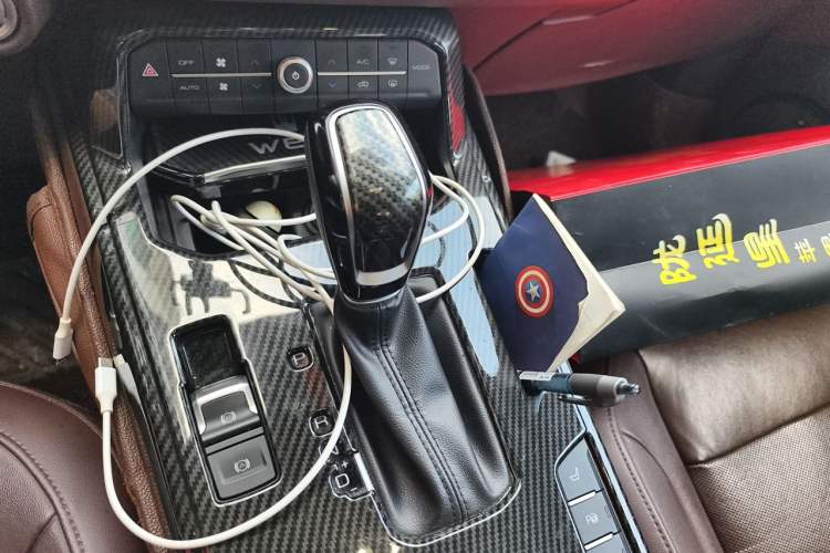 Used Wey VV5 2017 2.0T Ultra-Luxury Version Gear Lever