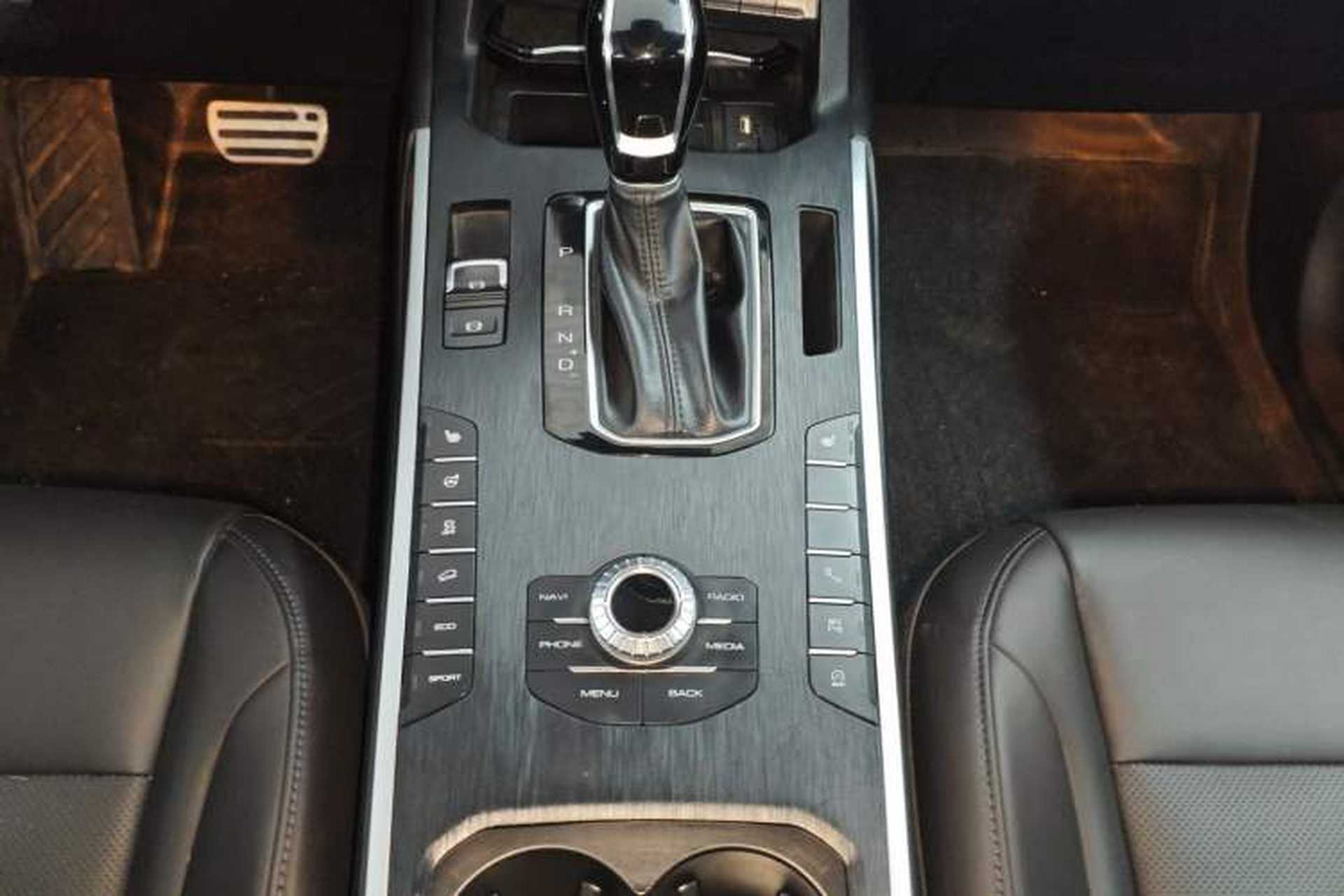 Used Wey VV5 2017 2.0T Ultra-Luxury Version Gear Lever