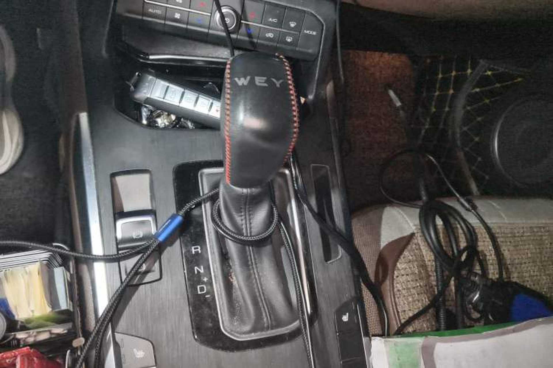 Used Wey VV5 2017 2.0T Ultra-Luxury Version Gear Lever