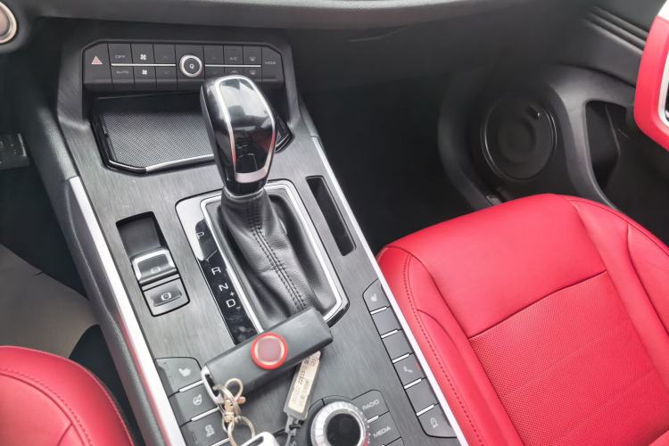 Used Wey VV5 2017 2.0T Ultra-Luxury Version Gear Lever