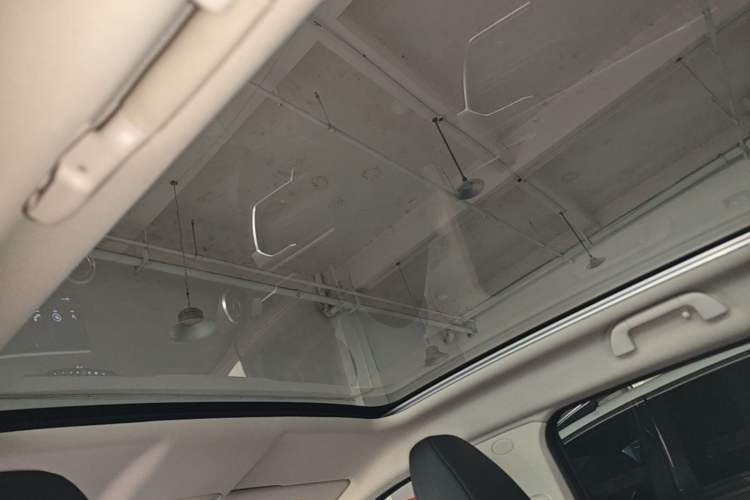 Used Wey VV5 2017 2.0T Ultra-Luxury Version Headliner