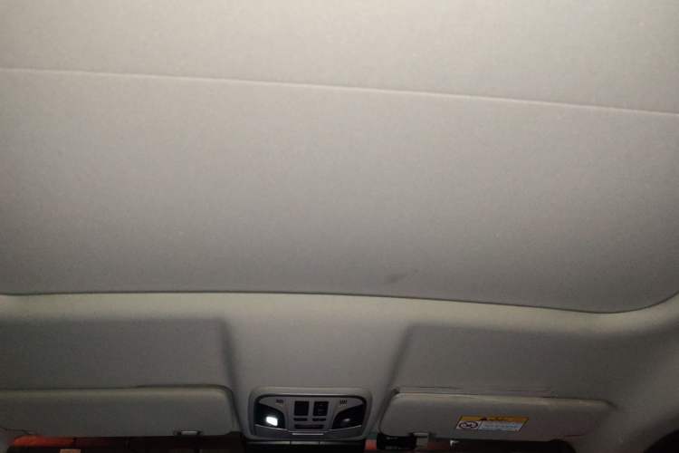 Used Wey VV5 2017 2.0T Ultra-Luxury Version Headliner