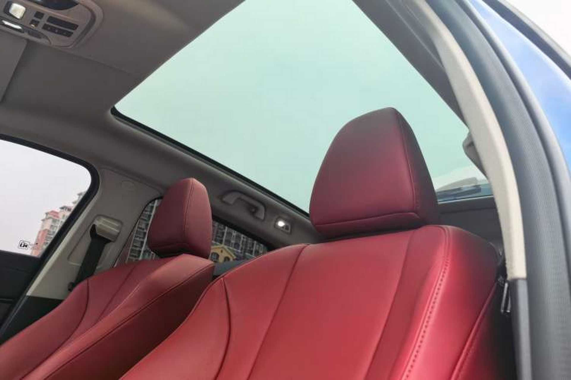 Used Wey VV5 2017 2.0T Ultra-Luxury Version Headliner