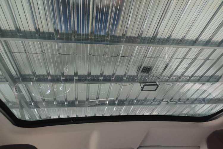 Used Wey VV5 2017 2.0T Flagship Edition Headliner