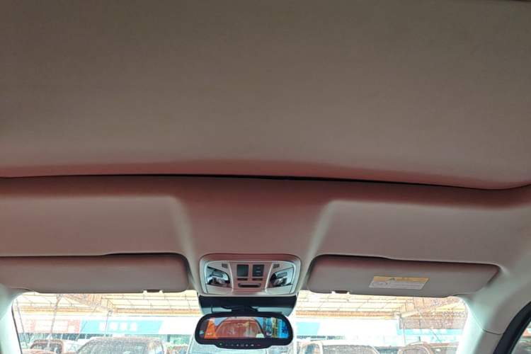 Used Wey VV5 2017 2.0T Ultra-Luxury Version Headliner