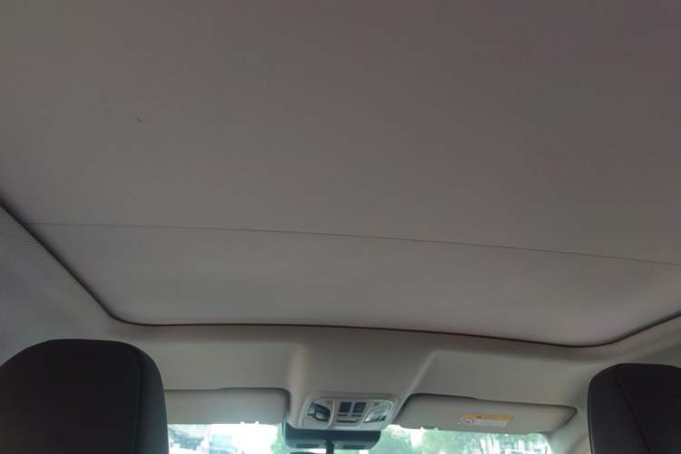 Used Wey VV5 2017 2.0T Ultra-Luxury Version Headliner