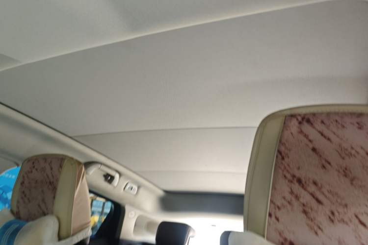 Used Wey VV5 2017 2.0T Flagship Edition Headliner