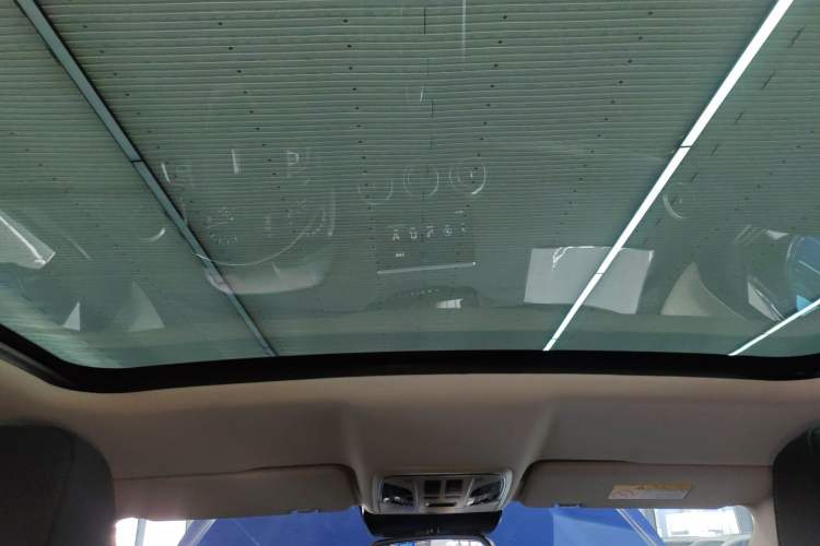Used Wey VV5 2017 2.0T Ultra-Luxury Version Headliner