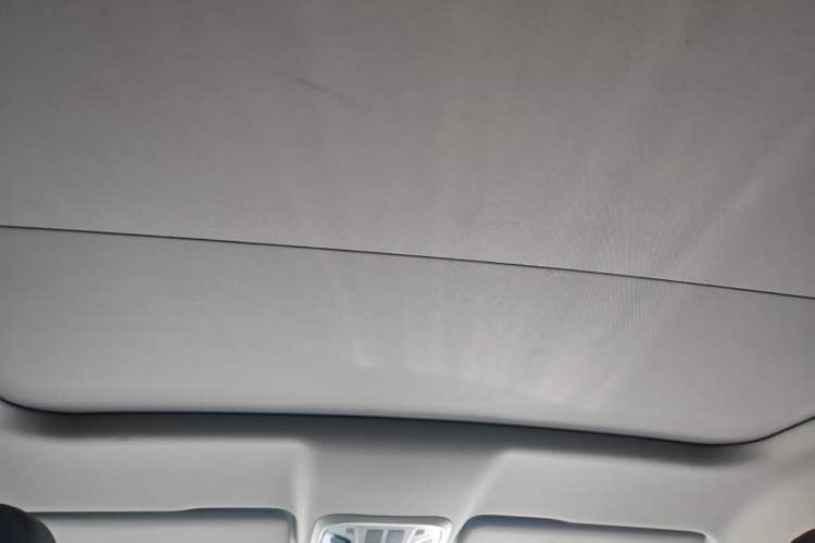 Used Wey VV5 2017 2.0T Ultra-Luxury Version Headliner