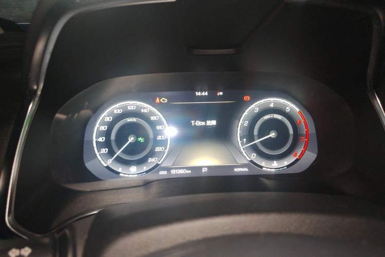 Used Wey VV5 2017 2.0T Flagship Edition Instrument Cluster