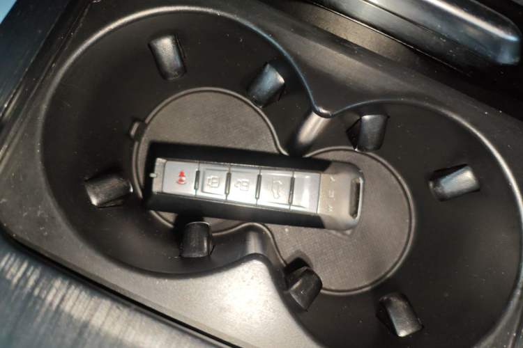 Used Wey VV5 2017 2.0T Ultra-Luxury Version Interior 1