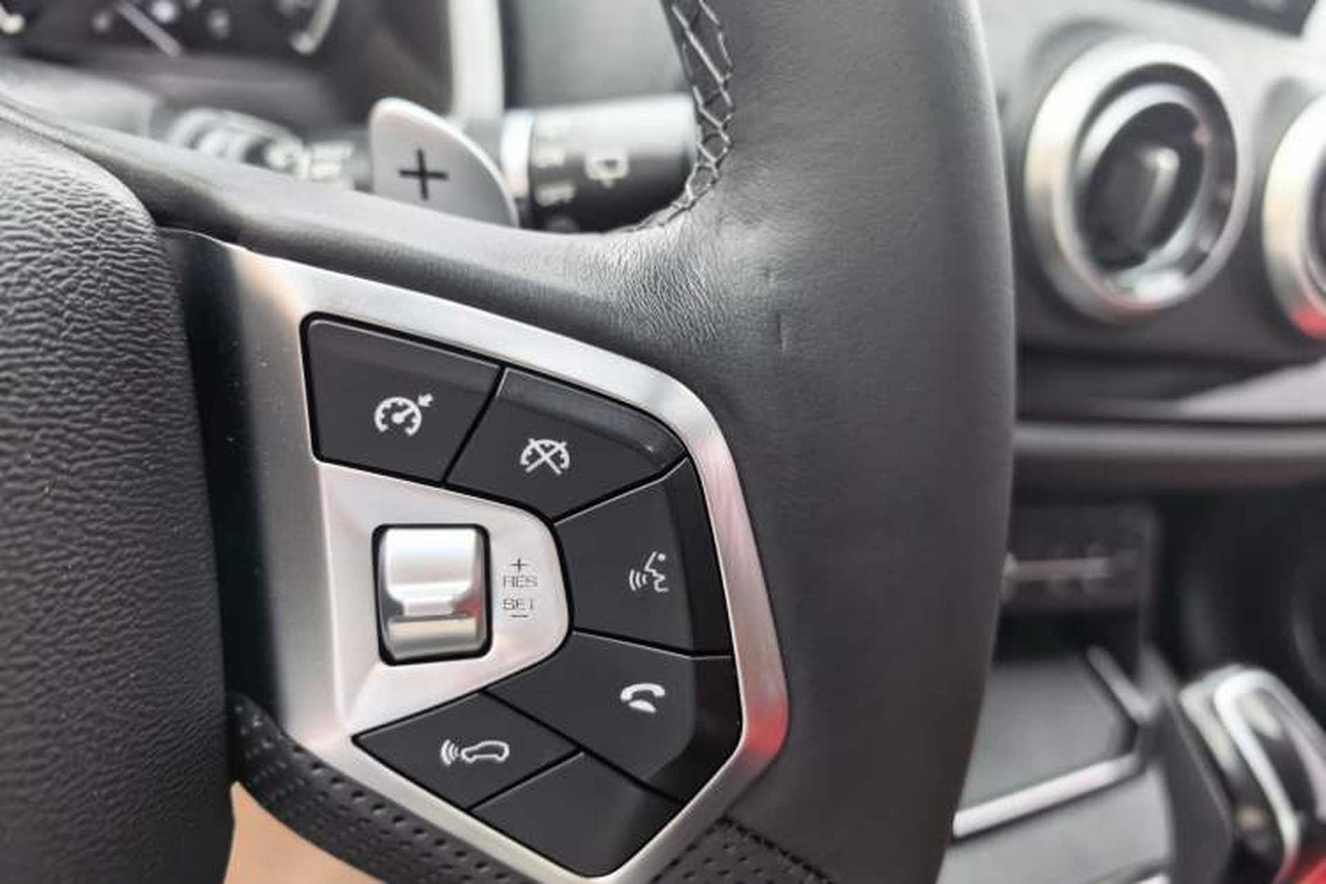 Used Wey VV5 2017 2.0T Ultra-Luxury Version Interior 10