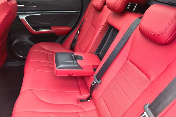 Used Wey VV5 2017 2.0T Ultra-Luxury Version Interior 2