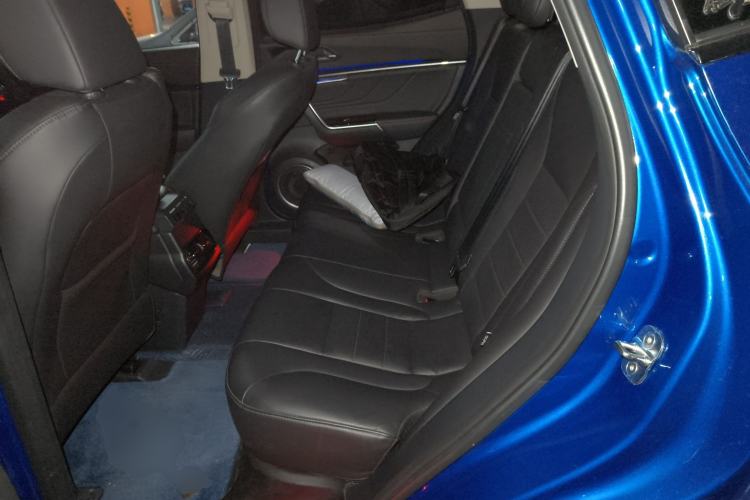 Used Wey VV5 2017 2.0T Ultra-Luxury Version Interior 4