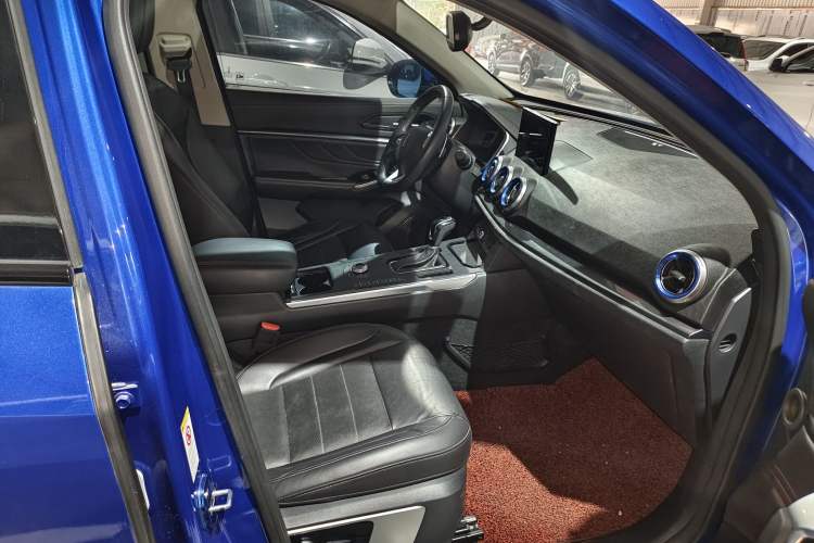 Used Wey VV5 2017 2.0T Flagship Edition Interior 6