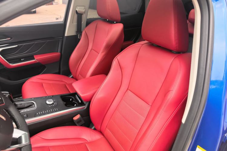 Used Wey VV5 2017 2.0T Ultra-Luxury Version Interior 6