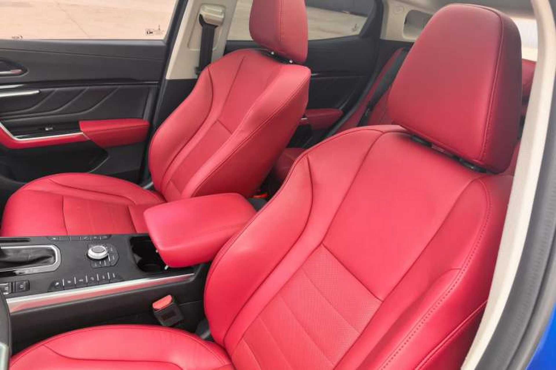 Used Wey VV5 2017 2.0T Ultra-Luxury Version Interior 7