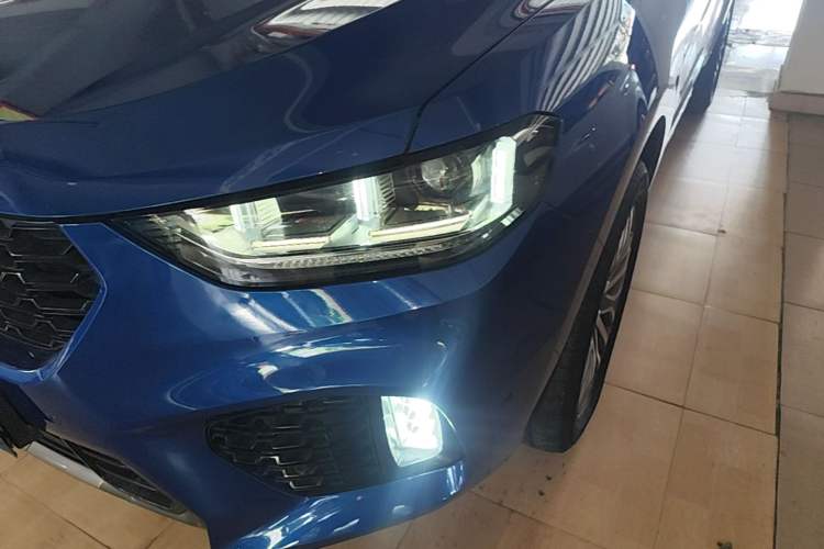 Used Wey VV5 2017 2.0T Ultra-Luxury Version Left Front Headlight