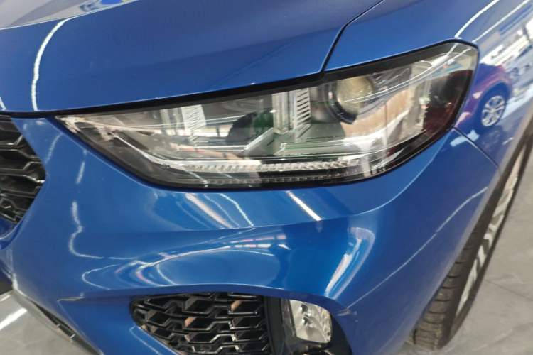Used Wey VV5 2017 2.0T Ultra-Luxury Version Left Front Headlight