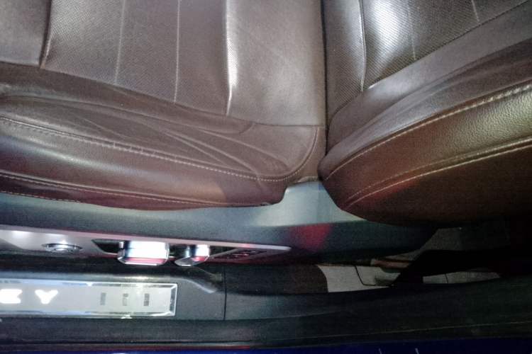 Used Wey VV5 2017 2.0T Flagship Edition Left Front Seat
