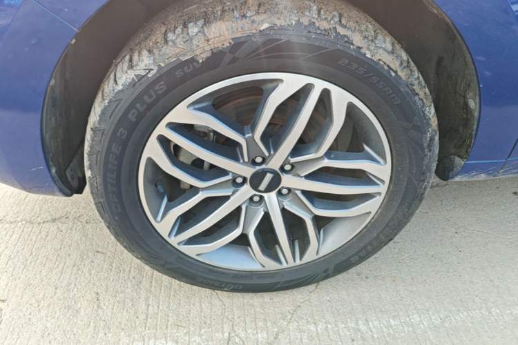 Used Wey VV5 2017 2.0T Ultra-Luxury Version Left Front Wheel Hub